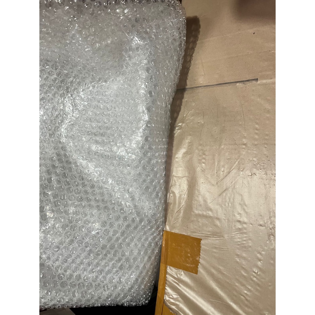 

WAJIB BUBBLE WRAP + KARDUS UNTUK PENGIRIMAN