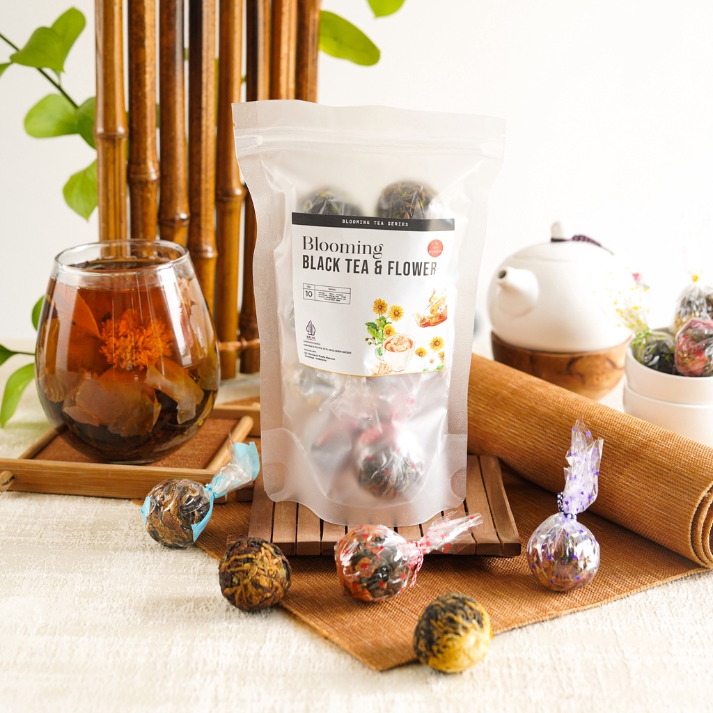 

Mamacia Treats Paket Blooming Black Flower Tea Teh Hitam 10 varian
