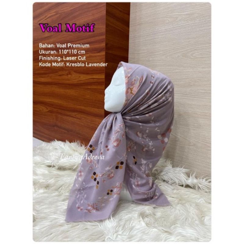 HIJAB SEGIEMPAT VOAL MOTIF KLESBO UNGU