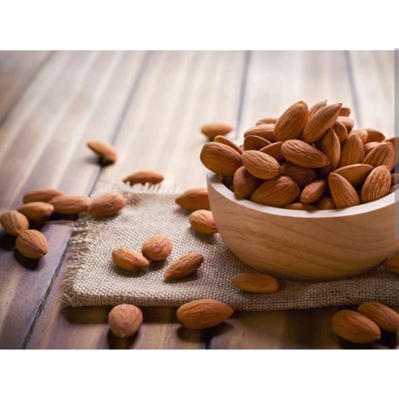 

ALMOND WHOL / KACANG ALMOND BULAT 100G