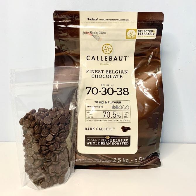 

Callebaut Dark Chocolate Couverture 70,5% Repack 250 gr