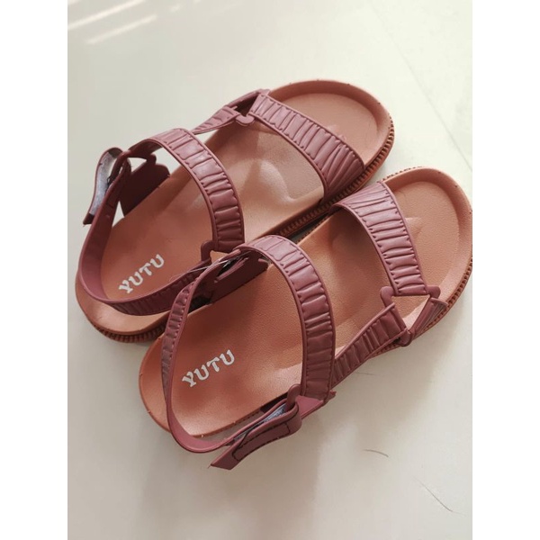 SANDAL GUNUNG IMPORT WANITA KEKINIAN |SANDAL JELLY. EMPUK DAN LEMBUT