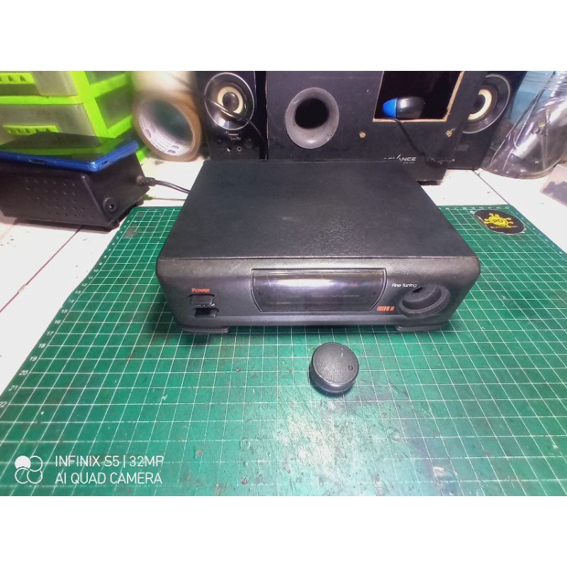 box radio tuner am fm bekas