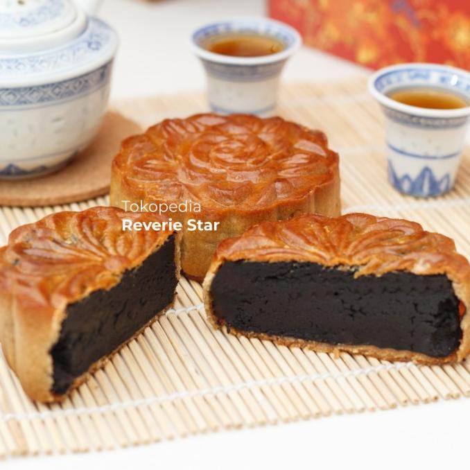 

Kue Bulan/Moon Cake/Vegetarian/NonTelur / Tiong Chiu Pia / Sin Lok Yen