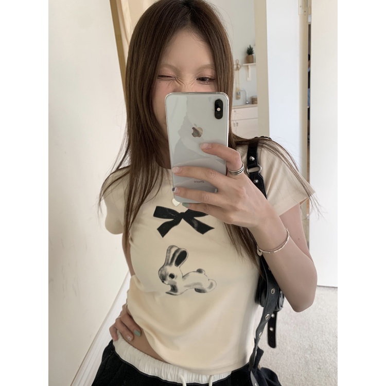 Red Gray bow bunny front shoulder T-shirt wanita musim panas retro chic hot girl short slim fit ketat short-sleeve top