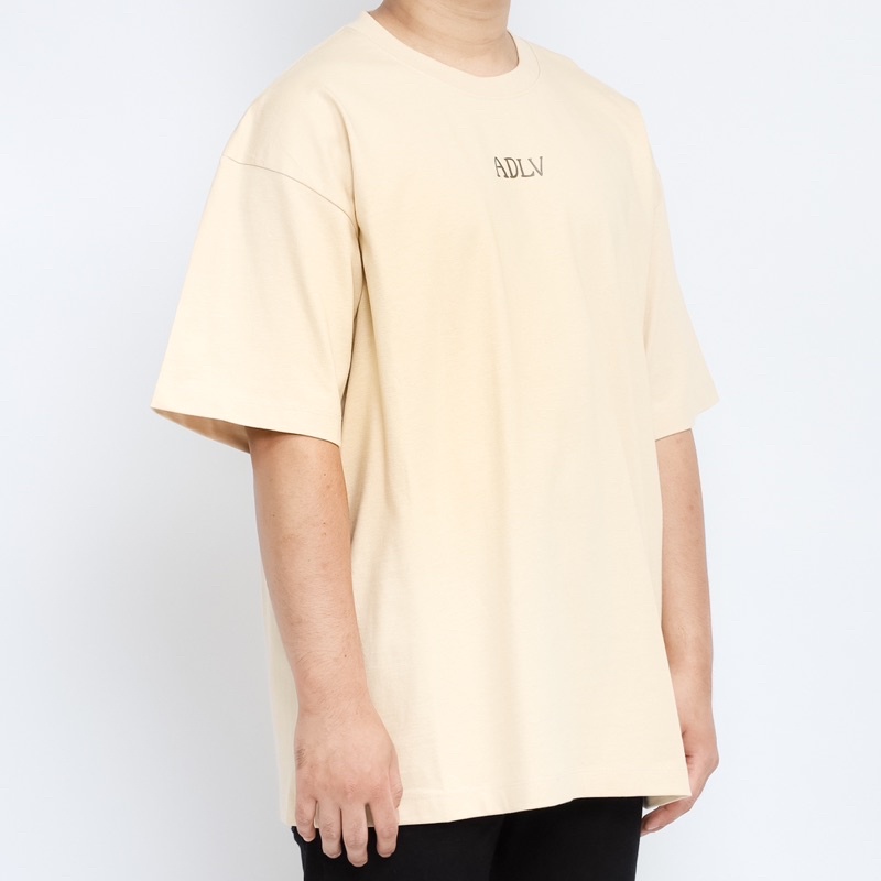 ADLV. Basic Cream Tee