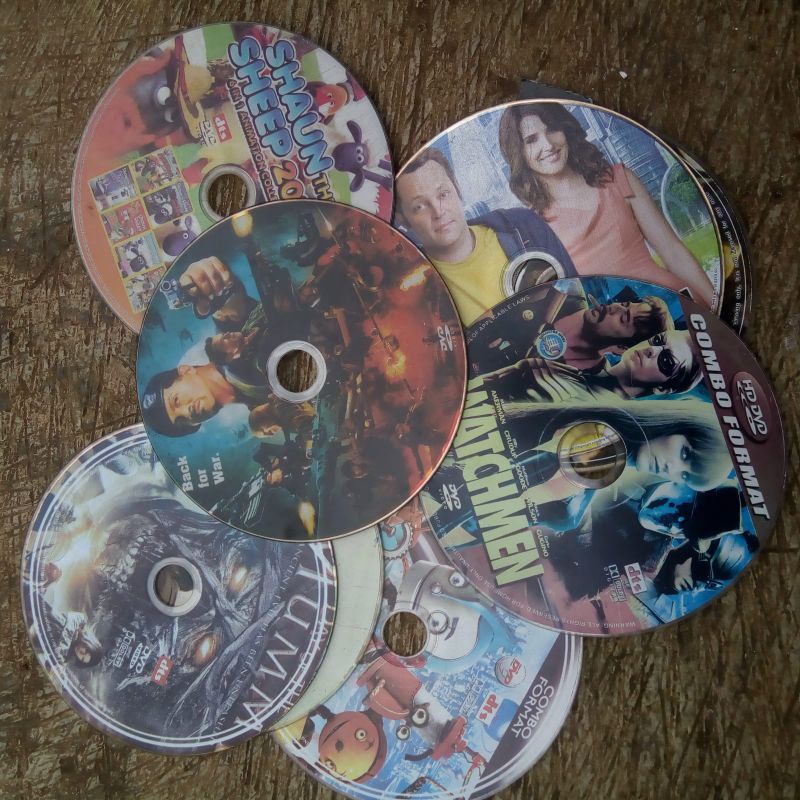 cd kaset bekas untuk kerajinan/hiasan/dekor
