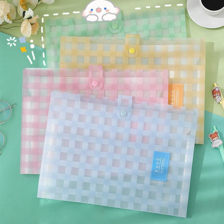 

Tas Folder Organizer Dokumen Anti Air Motif Kotak-Kotak Ukuran A4 Dengan 5 Sekat