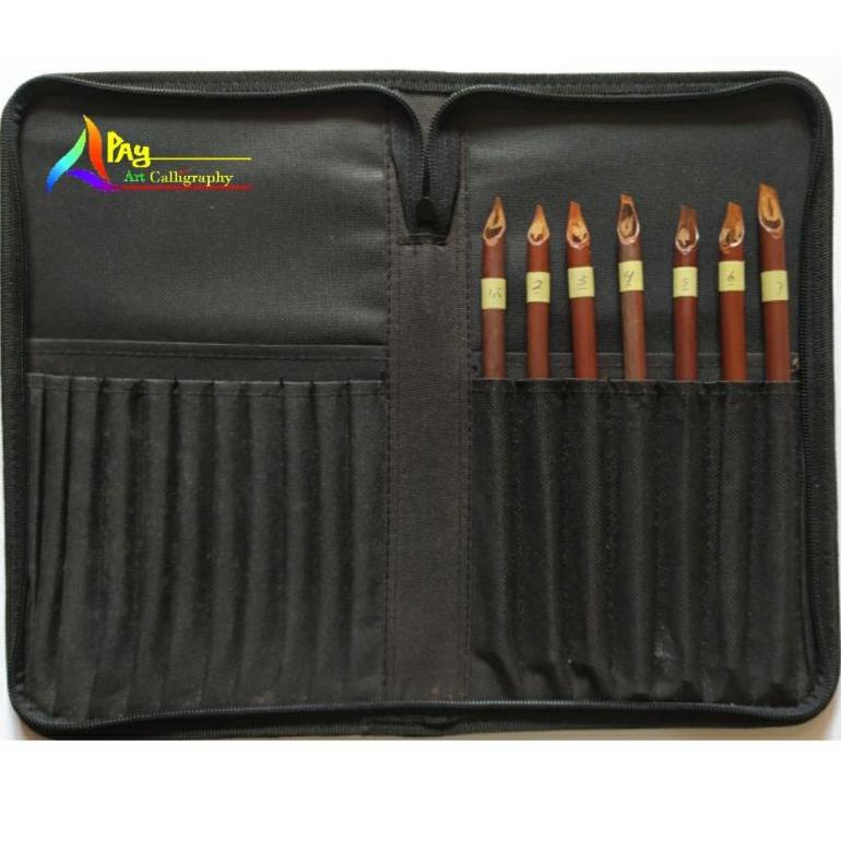 

Paket Alat Kaligrafi 1 (set kalam handam + tas)