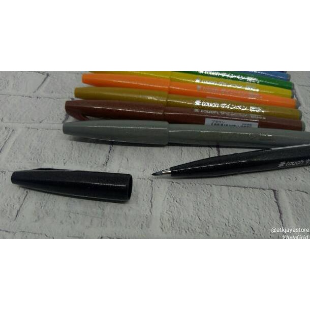 

Termurah Pentel Touch Brush Sign Pen 12 Warna Colouring Kuas Spidol Lettering Doodle Murah Berkualitas