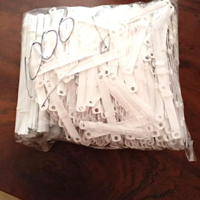 

paper fastener / Acco putih / 1 pak isi = 1000 pcs