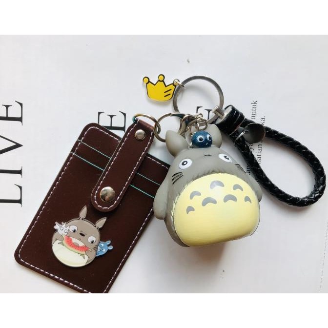 

Kartu holder totoro