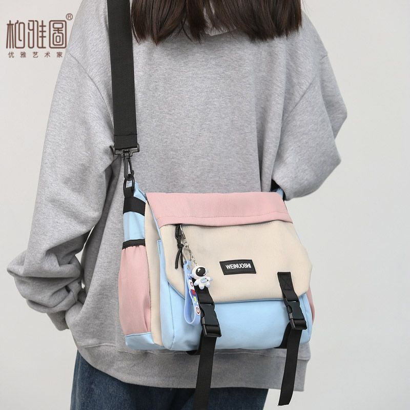 ㍿Sera  Patriot Messenger Bag 2023 Baru Kapasitas Besar Postman Backpack Wanita Jepang Kasual Tas Bahu untuk Kelas