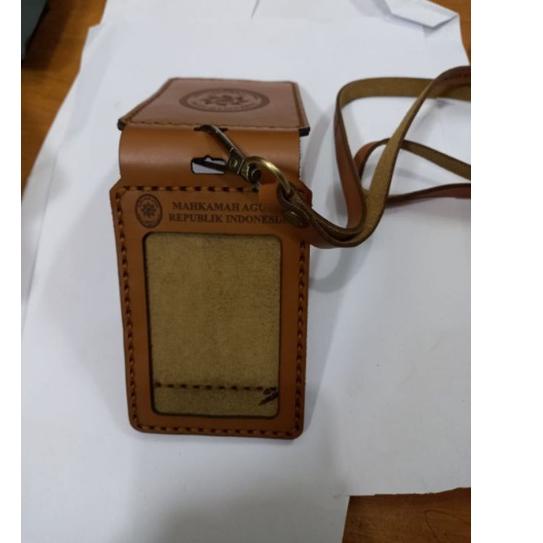 

xwqz -12 Nametag id card Holder Mahkamah Agung RI Asli kulit NTH