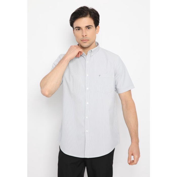 kemeja pria Jobb Revano Kemeja Pria Lengan Pendek Slim Fit Navy - S(N1K8) kemeja pria motif bunga ke