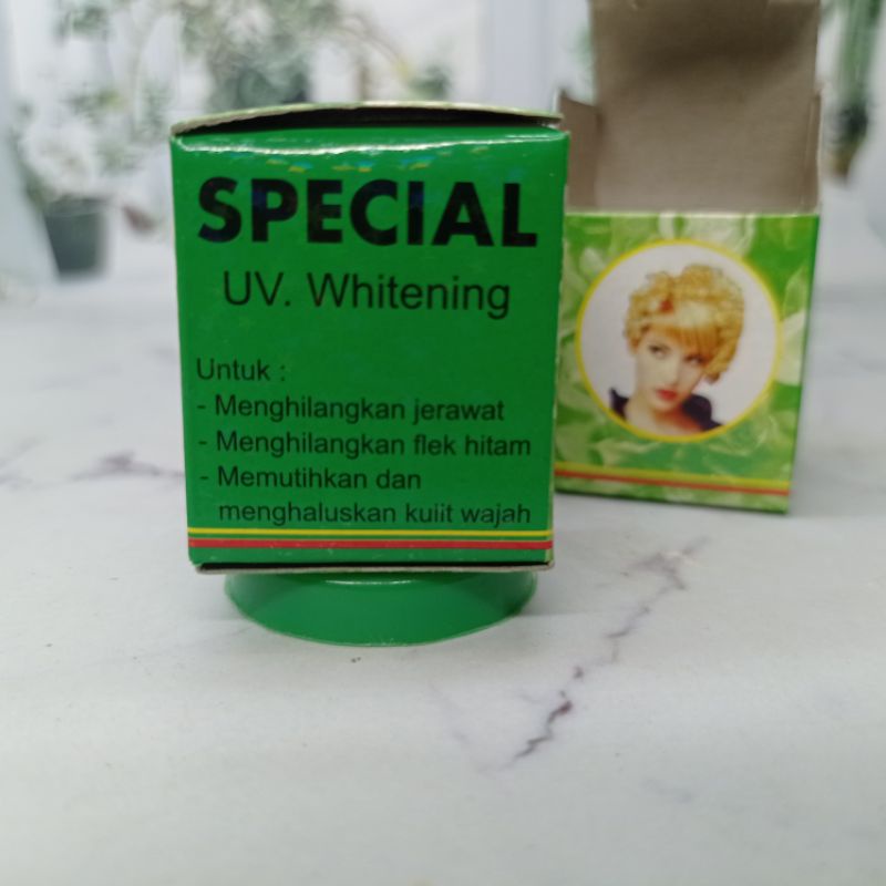 CREAM SP HIJAU SPESIAL UV WHITENING