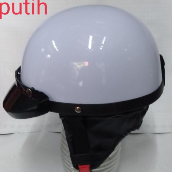 helm chips. helm vespa. helm jadul retro
