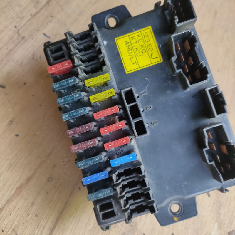 box sikring dasbord copotan mobil honda accord prestige