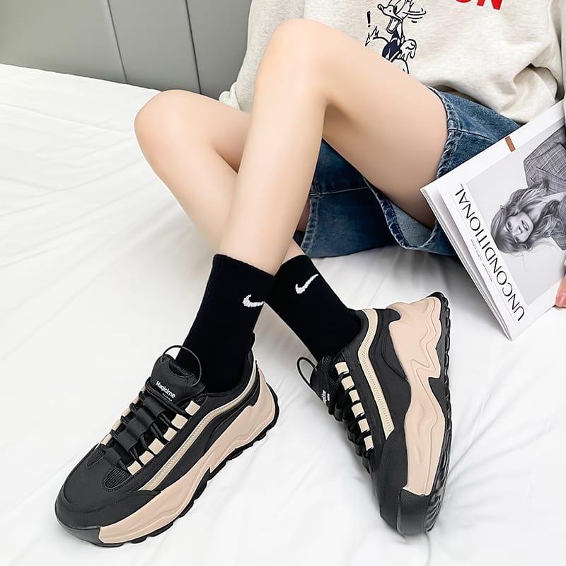 GROSIRTAS "LV FREE BOX" LV0122 Sepatu Sneakers Wanita Import Sport SSepatu Putih Wanita Premium Qual