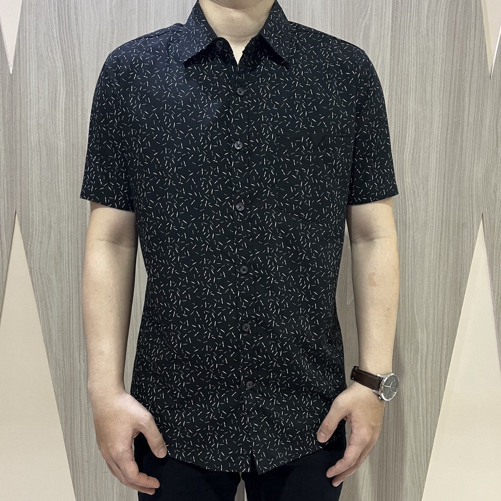 [GRIDLINE - S320 Geminids Metal Black &amp; Navy Blue] Kemeja Print Slimfit Pria Katun Lengan Pendek Casual M-XXL