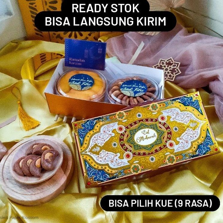 

Terbaru dan terlaris (READY BISA INSTANT) Parsel Lebaran isi 2 Toples | FREE PAPERBAG & CARD | Hampers Kue Kering Idul Fitri Pilihan Isi Sagu Keju, Dll gas !!