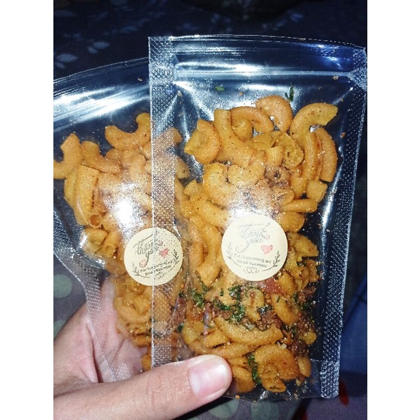 

Macaroni Bantet 100gr (original, pedas, extra pedas)