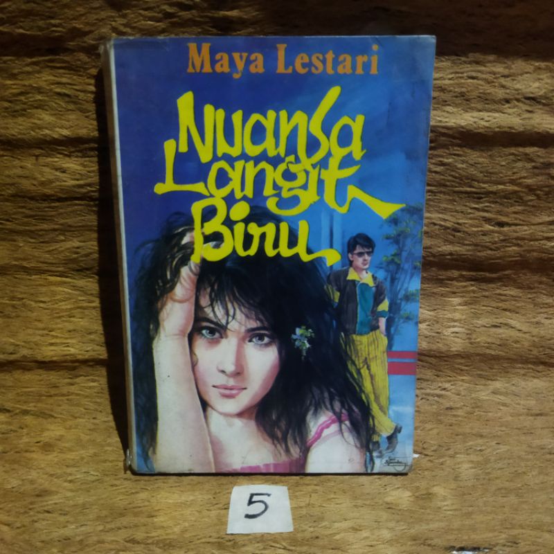 NOVEL NUANSA LANGIT BIRU