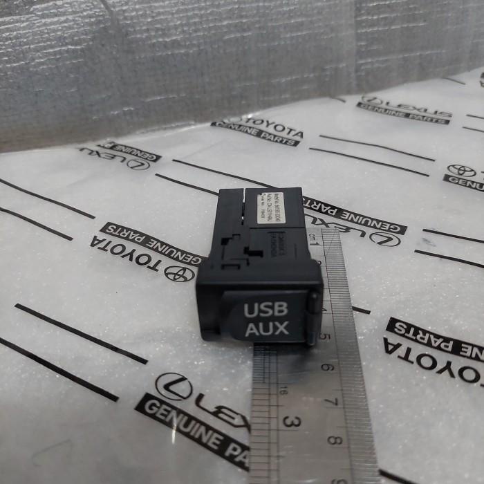 Terlaris Usb Aux Toyota Innova Fortuner Yaris Vios Sienta Etios Avanza Xenia