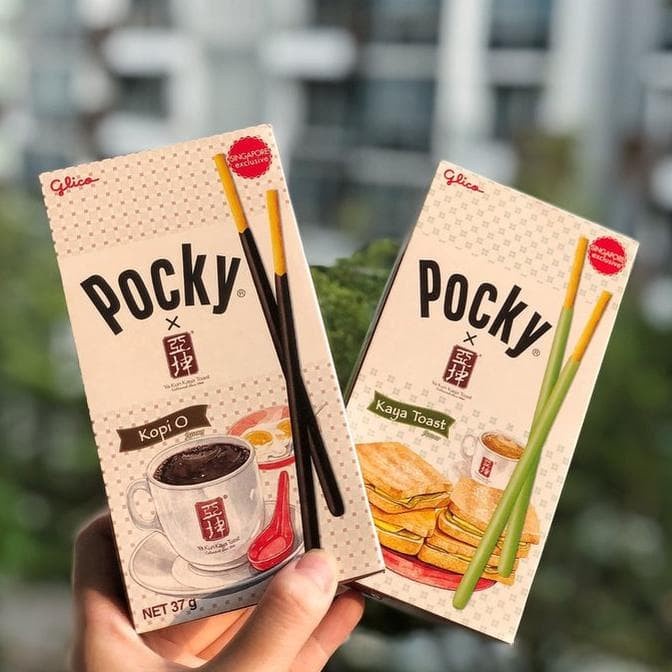 

Pocky Singapore Ya Kun EXCLUSIVE / Kaya Toast Kopi O / Snack Import