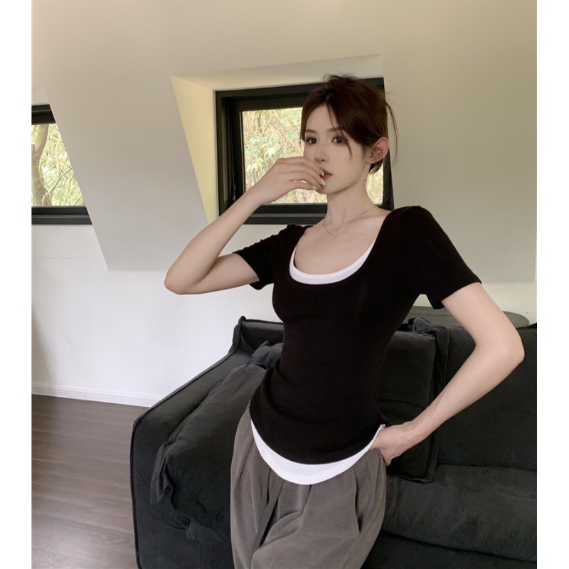 ⊕Suhao kaos import wanita kaos wanita gaya korea lengan pendek kaos pendek perempuan pure desire grey u-neck fake two-piece front shoulder short-sleeve t-shirt women s summer slim and thin irregular short collarbone top