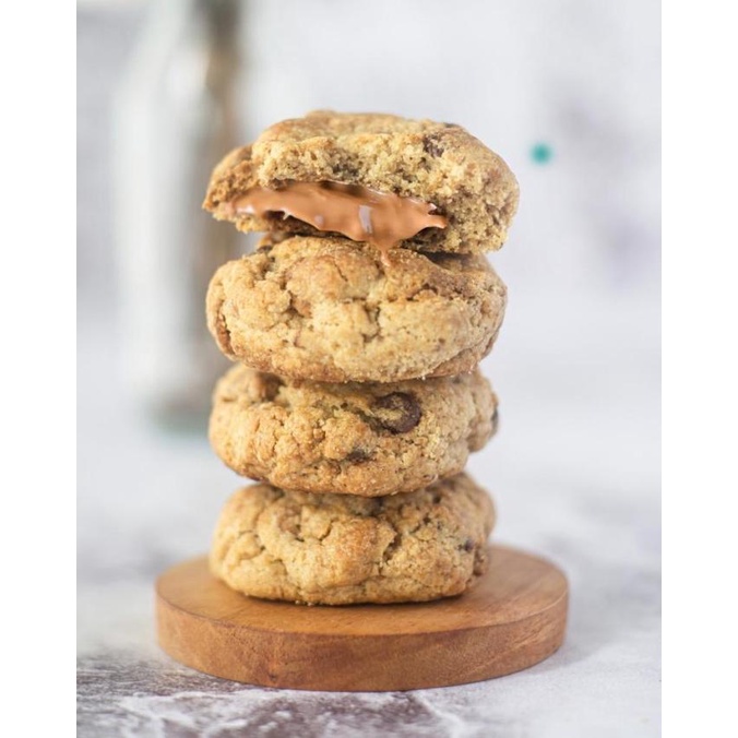 

Lotus Biscoff 6 Monster Ball Chocolate Chip New York Cookies