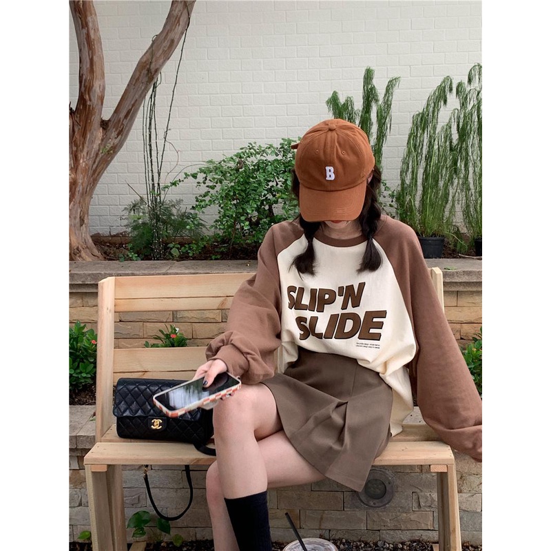 08#Tembakan Nyata Hemat Biaya Jahitan Lengan Raglan Lengan PanjangTT-shirt+CelahaRok Lipit Kata Kata
