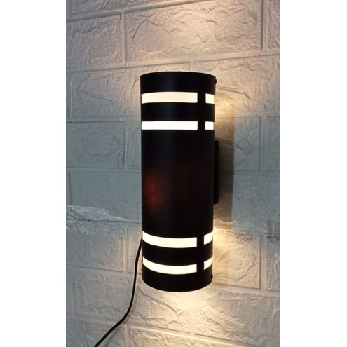 lampu hias dinding teras minimalis