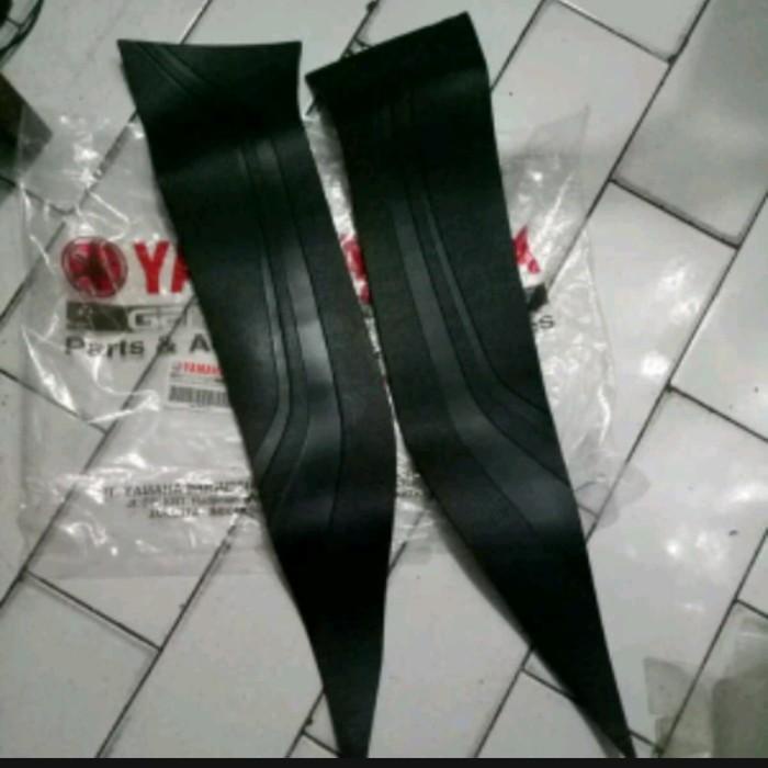 Karpetku Karpet Karet Pijakan Kaki Yamaha Aerox 155 Original