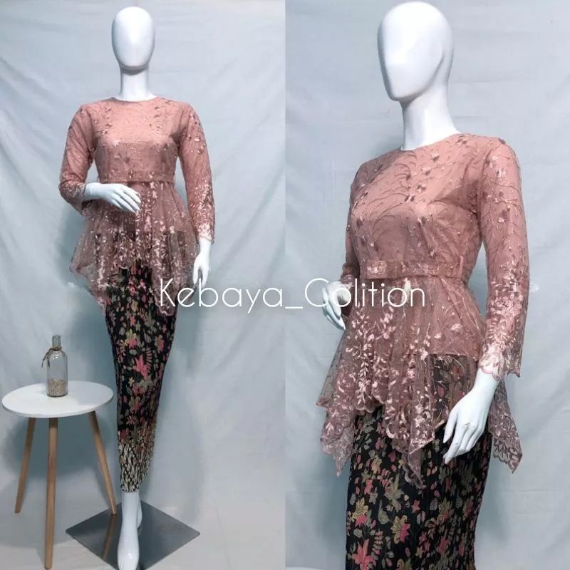 Kebaya Tunik / Tunik Brokat /Kebaya Modren /Kebaya Tile /Kebaya Favorite / Batik