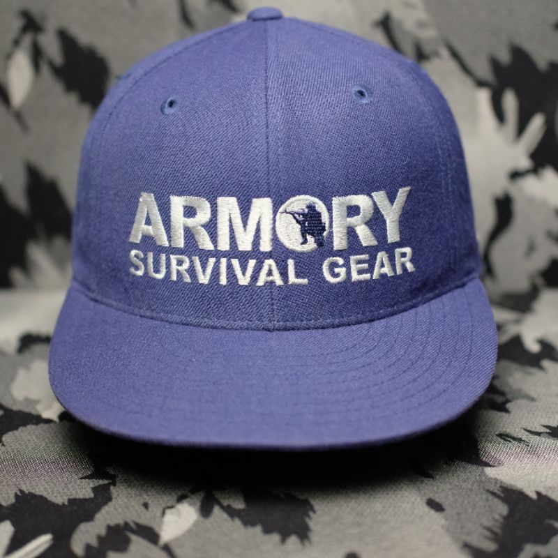 Topi fitted YUPOONG Original