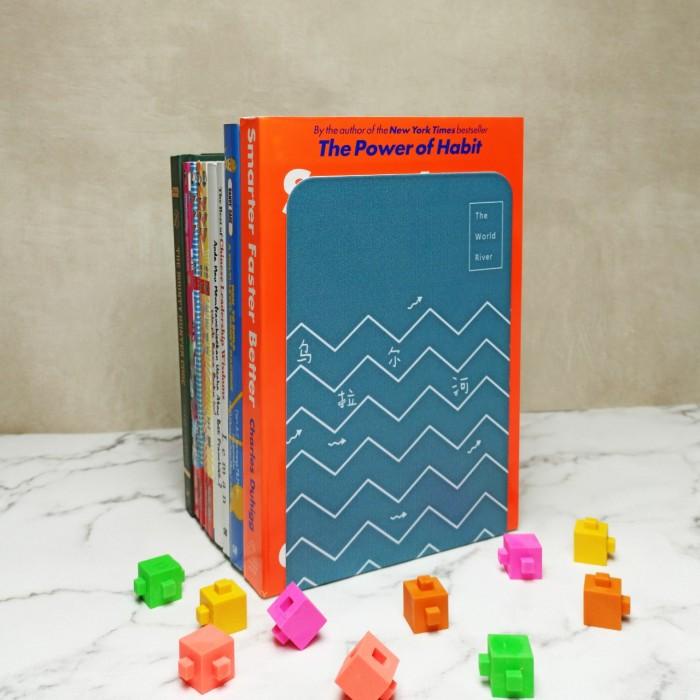 

Batas Book End Zigzag |Sandaran Penyangga Pembatas Buku Zigzag