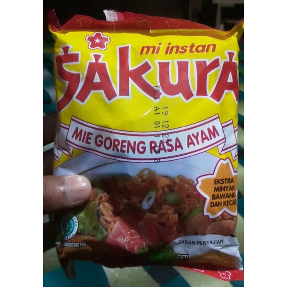 

Mie sakura goreng satuan