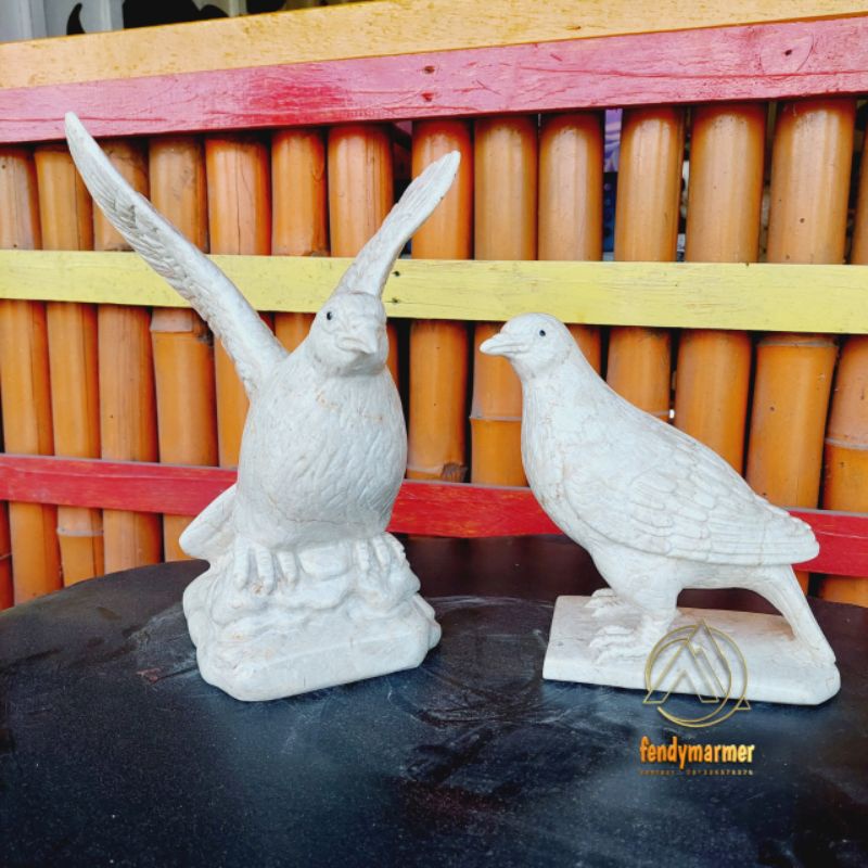 Sepasang patung merpati putih batu asli marmer putih