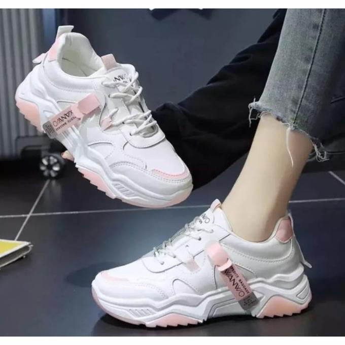 Sepatu Wanita model Fashion Wanwo Pink