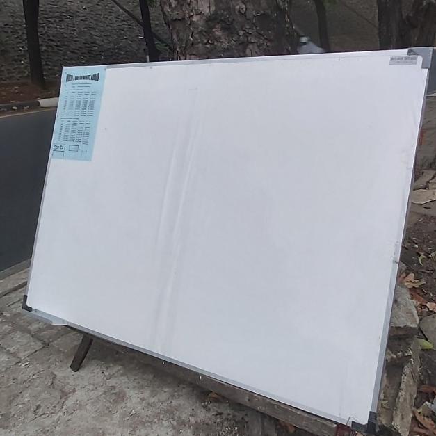 

white board gantung 120 x 90 cm