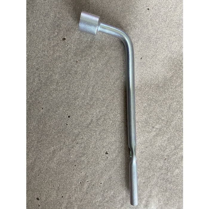 Kunci roda kunci buka ban brio mobilio jazz HRV