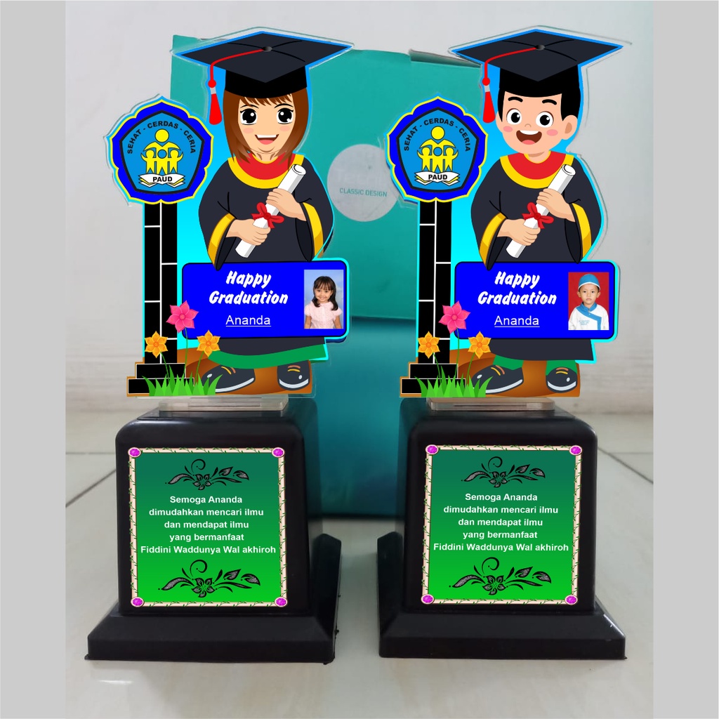 

PLAKAT WISUDA AKRILIK VANDEL AKRILIK TK, PAUD