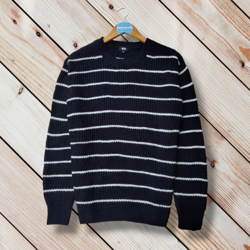 SWEATER RAJUT UNIQLO KNITWEAR PRIA WANITA VINTAGE