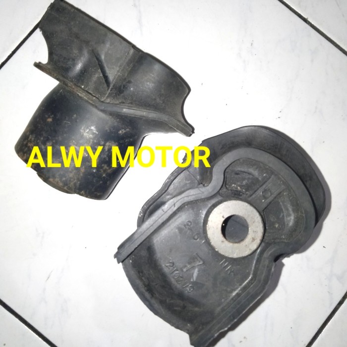 BUSHING ARM RODA BELAKANG TOYOTA SIENTA ORIGINAL