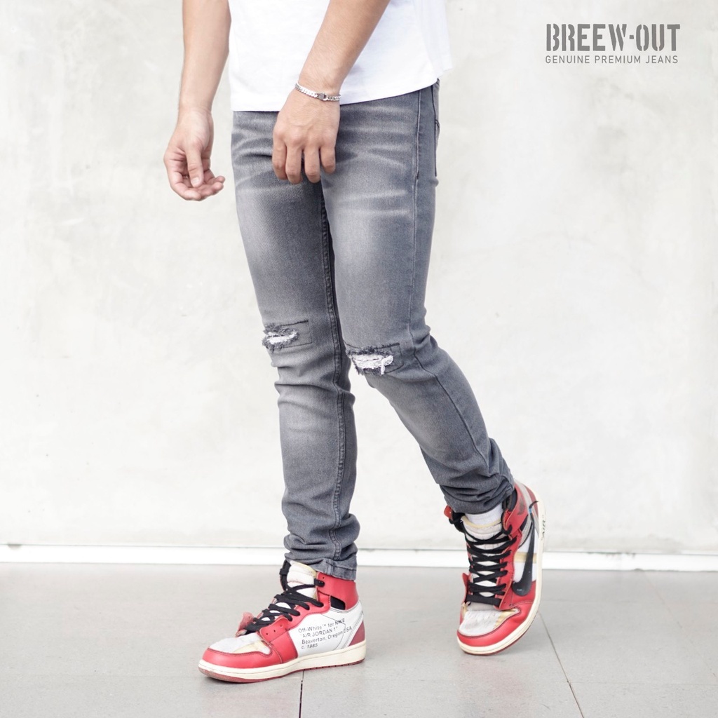 celana jeans pria sobek lutut abu abu / jeans sobek lutut pria slimfit / jeans pria sobek lutut / jeans pria sobek tidak tembus