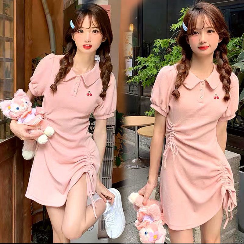 Red Pacar cinta pertama rok POLO ceri wanita musim panas 2022 desain gaun baru gaya perguruan tinggi rok A-line serut