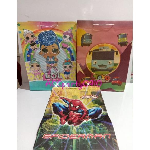 

Sale 7.7 Tas Kado / Tas Snack / Tas Kertas Ulang Tahun ( 23 x 30 Cm )