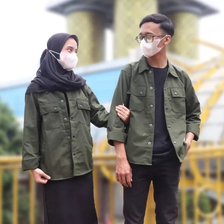 Terlaku.../ Kemeja Semi Parka Couple  Korean Style Top - Jaket Semi Parka Couple Set Outer Pria Wani