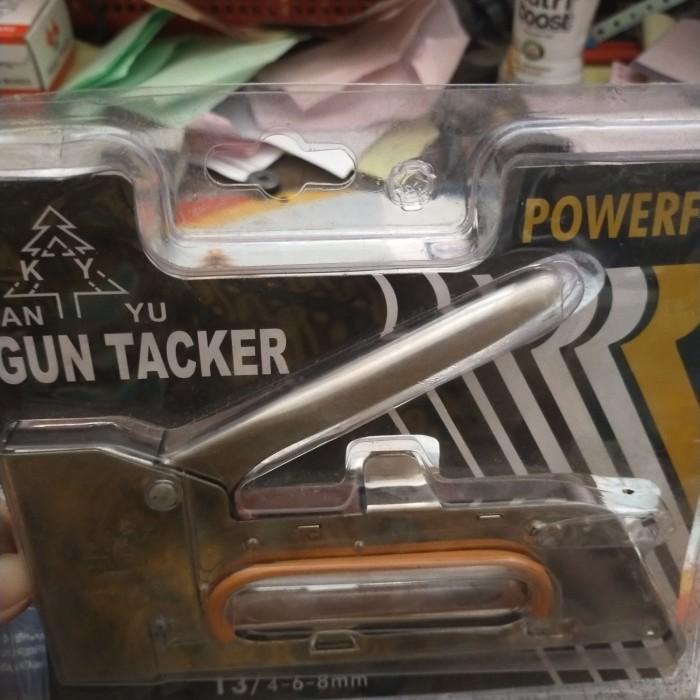 Staples Gun Tracker. Staple Tembak. Staples Kayu